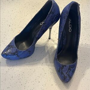 Aldo Blue Snakeskin Platform Heels
